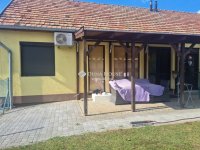 Eladó téglalakás, Siófokon 47.9 M Ft, 3 szobás