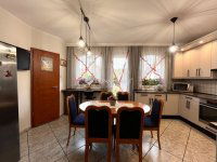 Eladó ikerház, Budapesten, XVIII. kerületben 145 M Ft, 4 szobás