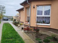 Eladó családi ház