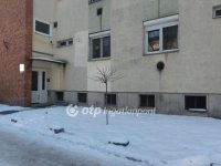 Eladó téglalakás, Szekszárdon 41 M Ft, 2 szobás