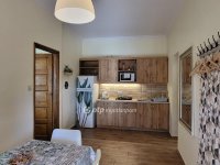 Eladó ikerház, Zamárdiban 217 M Ft, 7+1 szobás