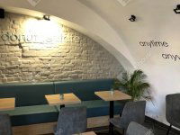 Eladó üzlethelyiség