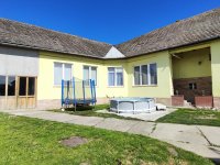 Eladó családi ház, Őcsényen 56.9 M Ft, 4 szobás