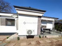 Eladó családi ház, Mogyoródon 170 M Ft, 5 szobás