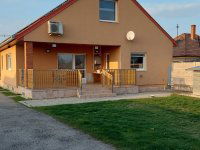 Eladó családi ház