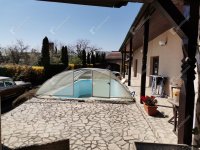 Eladó családi ház, Kisbéren 100 M Ft, 7 szobás