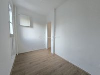 Eladó panellakás, Pécsett 49.9 M Ft, 3 szobás