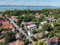 Eladó ikerház, Balatonszárszón 139.9 M Ft, 5 szobás