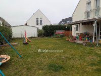 Eladó sorház, Vácon 109.2 M Ft, 1+3 szobás