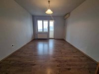 Eladó panellakás, Dunaújvárosban 32.5 M Ft, 2 szobás