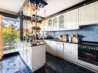 Eladó családi ház, Budapesten, XII. kerületben 235 M Ft