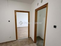 Eladó panellakás, III. kerületben 73.9 M Ft, 2 szobás