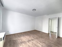 Eladó téglalakás, Dombóváron 29.5 M Ft, 1+2 szobás