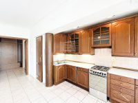 Kiadó téglalakás, albérlet