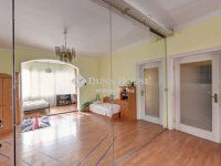 Eladó családi ház, II. kerületben 590 M Ft, 6+2 szobás