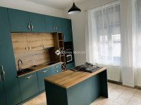 Eladó téglalakás, Székesfehérvárott 134.8 M Ft, 4 szobás