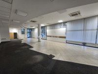 Kiadó üzlethelyiség, Tatabányán 1232 E Ft / hó