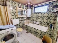 Eladó családi ház, Vecsésen 73 M Ft, 5 szobás