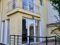 Kiadó családi ház, albérlet, Szegeden 450 E Ft / hó, 3 szobás
