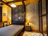 Eladó családi ház, Zamárdiban 420 M Ft, 11 szobás