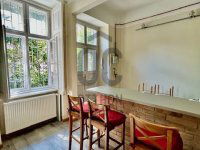 Eladó téglalakás, VI. kerületben 135 M Ft, 2 szobás