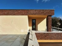 Eladó családi ház, Érden 249.999 M Ft, 5+1 szobás