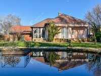 Eladó családi ház, Algyőn 108.99 M Ft, 4 szobás