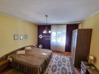 Eladó családi ház, Velencén 79.5 M Ft, 5 szobás