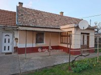Eladó családi ház, Hajdúböszörményen 37 M Ft, 2+1 szobás