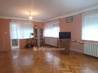 Eladó családi ház, Jászfényszarun 50 M Ft, 3 szobás