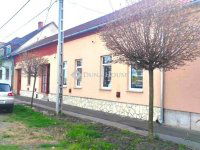 Eladó családi ház, Mohácson 38.5 M Ft, 3 szobás