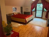 Eladó családi ház, Diósdon 189.9 M Ft, 8 szobás