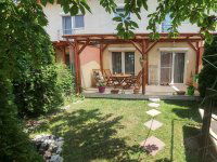 Eladó téglalakás, Tatabányán 121.9 M Ft, 4 szobás