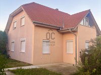 Eladó családi ház, Ságváron 89.9 M Ft, 5 szobás