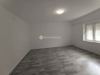 Eladó családi ház, Szolnokon 16.9 M Ft, 2 szobás