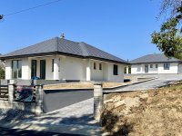 Eladó családi ház, Cserszegtomajon 105 M Ft, 4 szobás