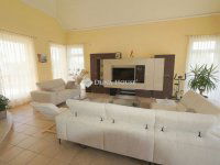 Eladó családi ház, Zalaegerszegen, Búzavirág utcában 205 M Ft