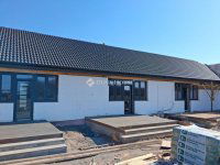 Eladó téglalakás, Kocséren 53.68 M Ft, 4 szobás