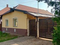 Eladó családi ház