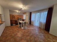 Eladó téglalakás, Debrecenben 63.5 M Ft, 1+1 szobás