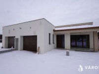 Eladó ikerház, Tinnyén 120 M Ft, 4 szobás / költözzbe.hu