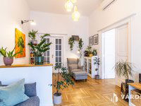 Eladó téglalakás, V. kerületben 159.9 M Ft, 3 szobás