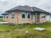 Eladó családi ház, Győrladaméren 93 M Ft, 5 szobás