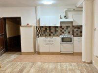 Eladó ikerház, XVII. kerületben 209.9 M Ft, 8 szobás