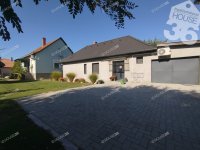 Eladó családi ház, Izsákon 79.99 M Ft, 5 szobás