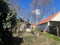 Eladó családi ház, Siklóson 9.8 M Ft, 2 szobás