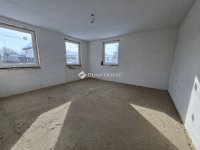 Eladó családi ház, Tóalmáson 60 M Ft, 12 szobás