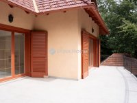 Eladó családi ház, Leányfaluban 199 M Ft, 4 szobás