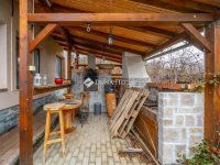 Eladó családi ház, Budaörsön 235 M Ft, 4 szobás