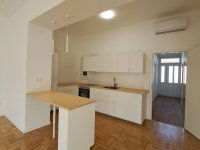 Kiadó téglalakás, albérlet, V. kerületben, Akadémia utcában